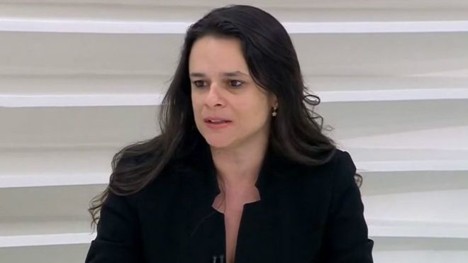 Janaina Paschoal diz que Bolsonaro pode não terminar mandato